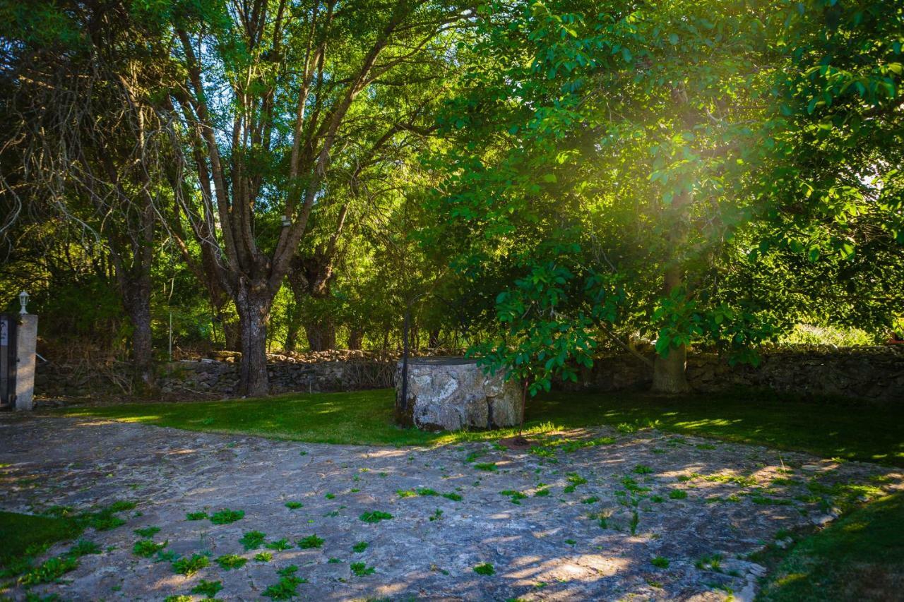 Los Chendas Villanueva de Avila ภายนอก รูปภาพ